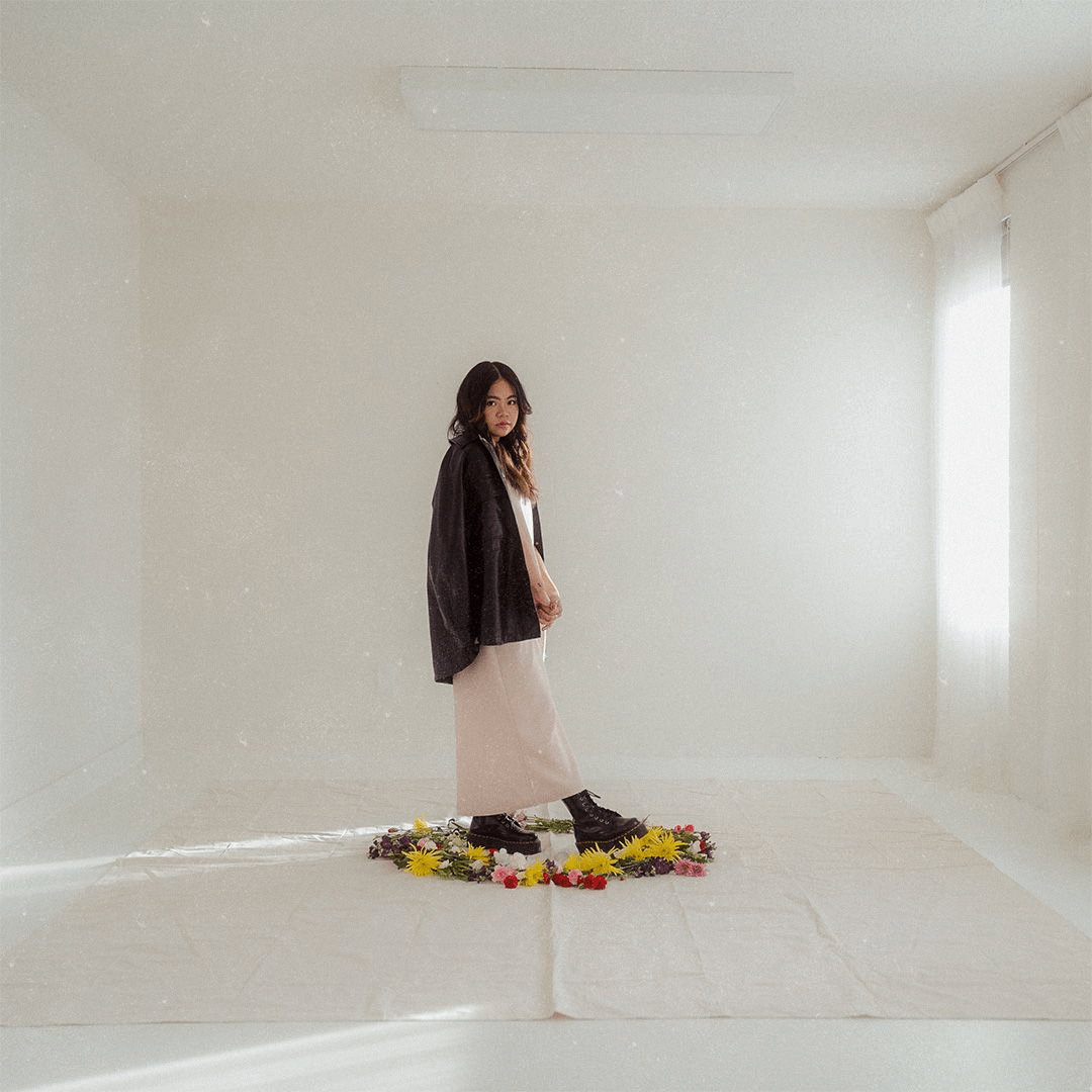 HAIDEE shares new single, “Typical”