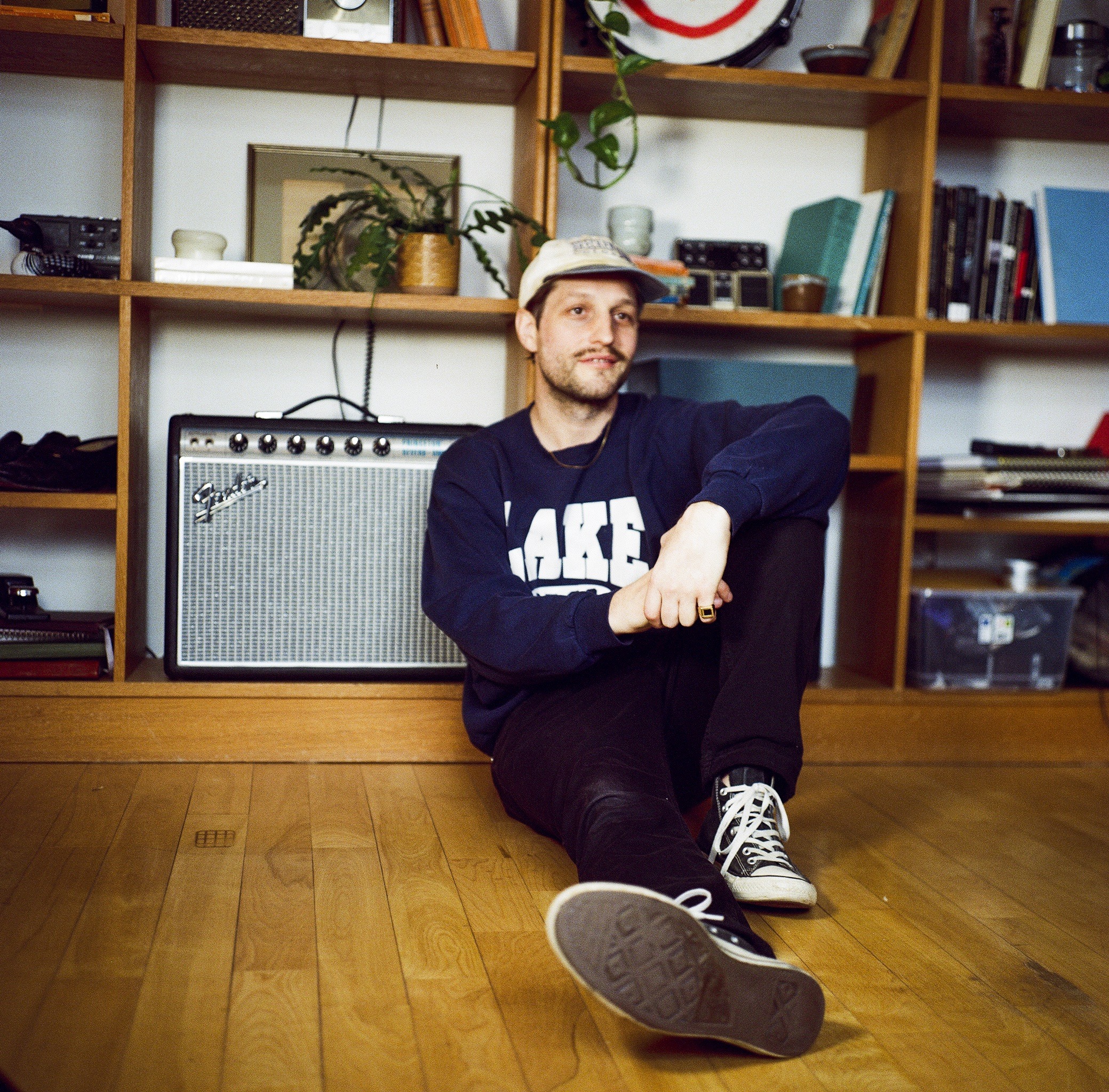 Mawzy shares video for new single, “Long View”