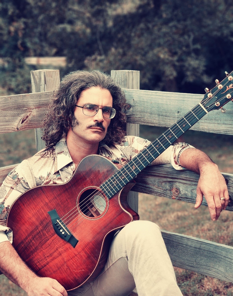 Oliver Pigott shares new single, “Eyes My Daddy Gave Me” (Interview)