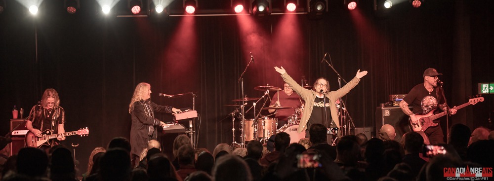 Trooper in Waterloo, ON – IN PHOTOS