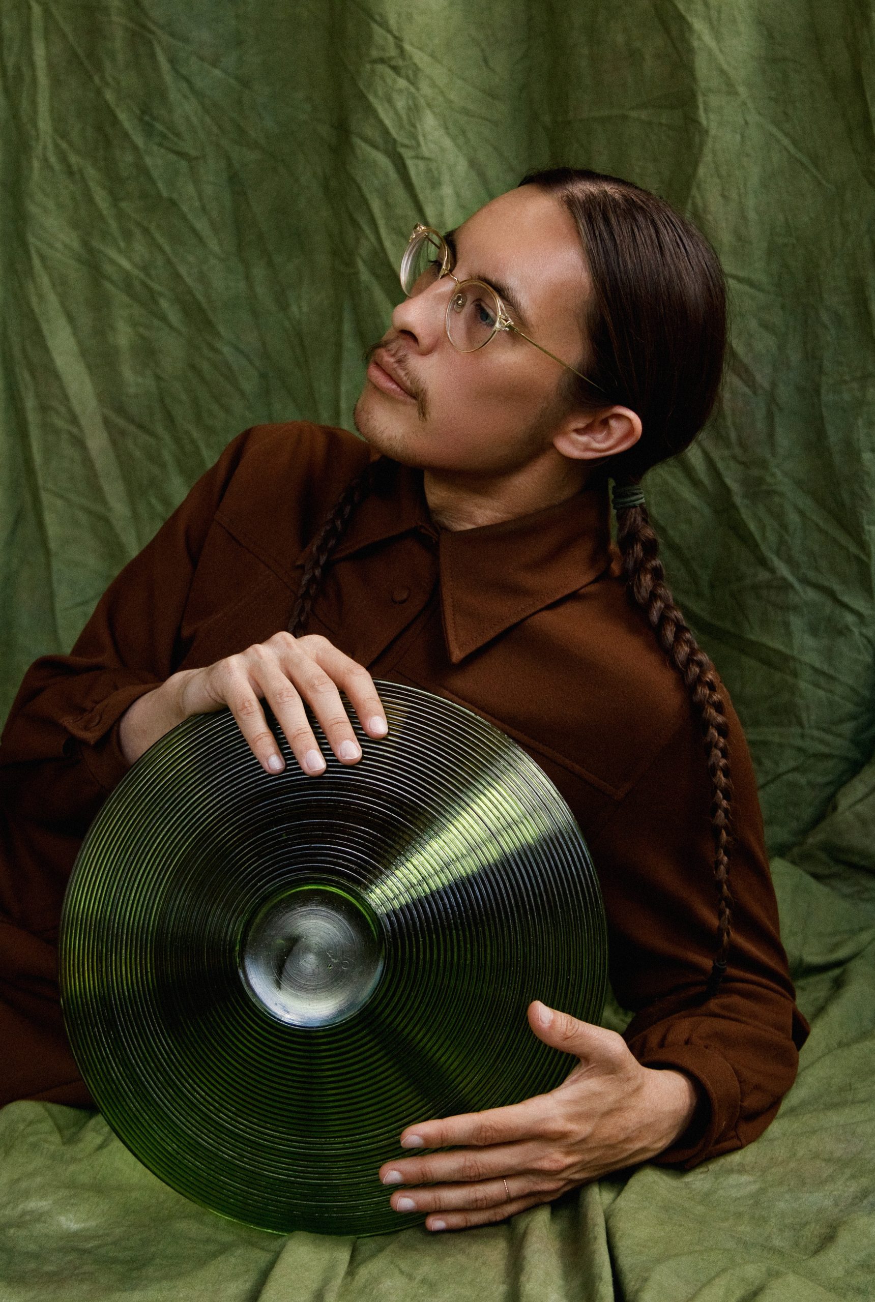 Wyatt C. Louis shares new single, “In Emerald”