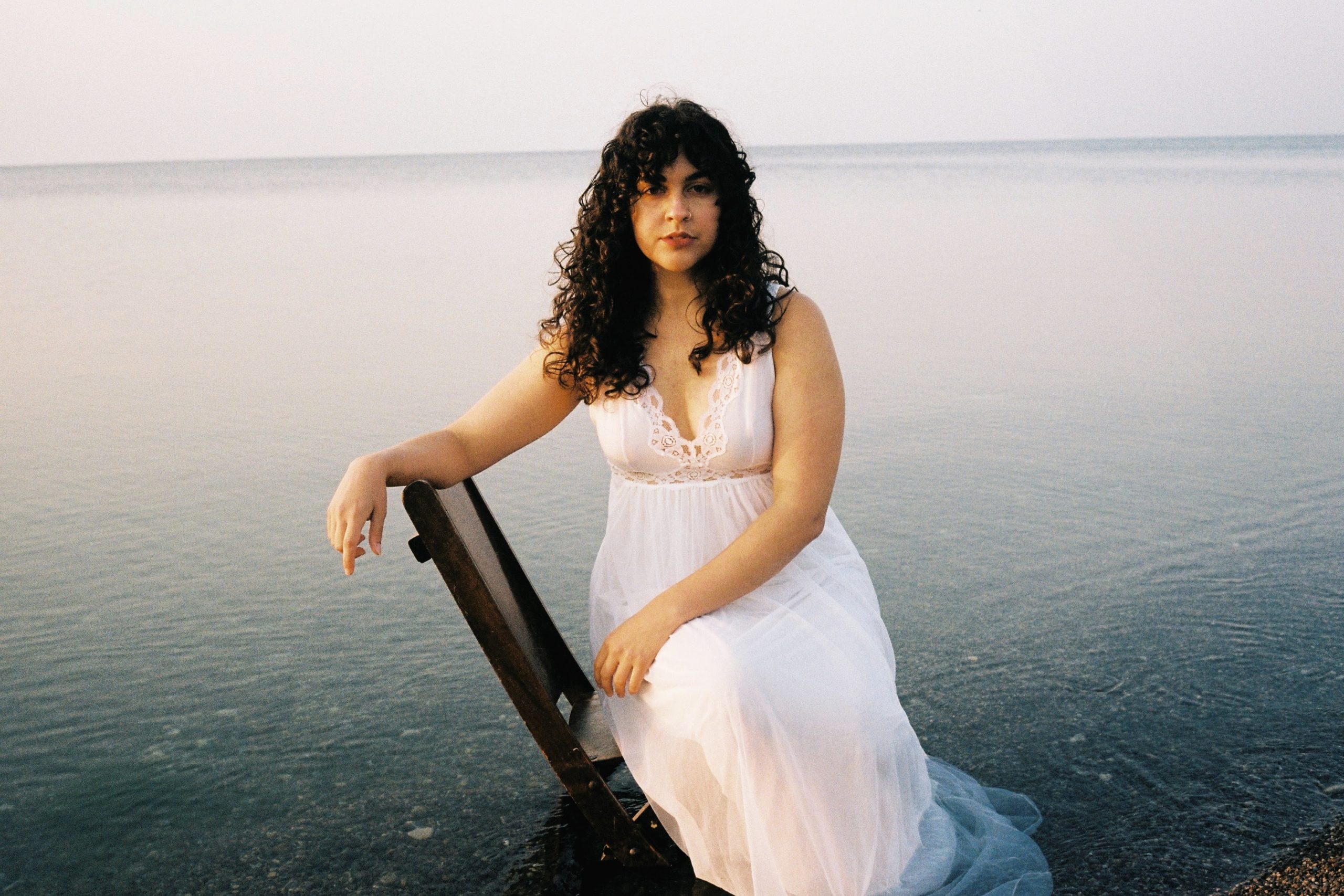 Danté Ravenhearst releases single, “Asphalt”