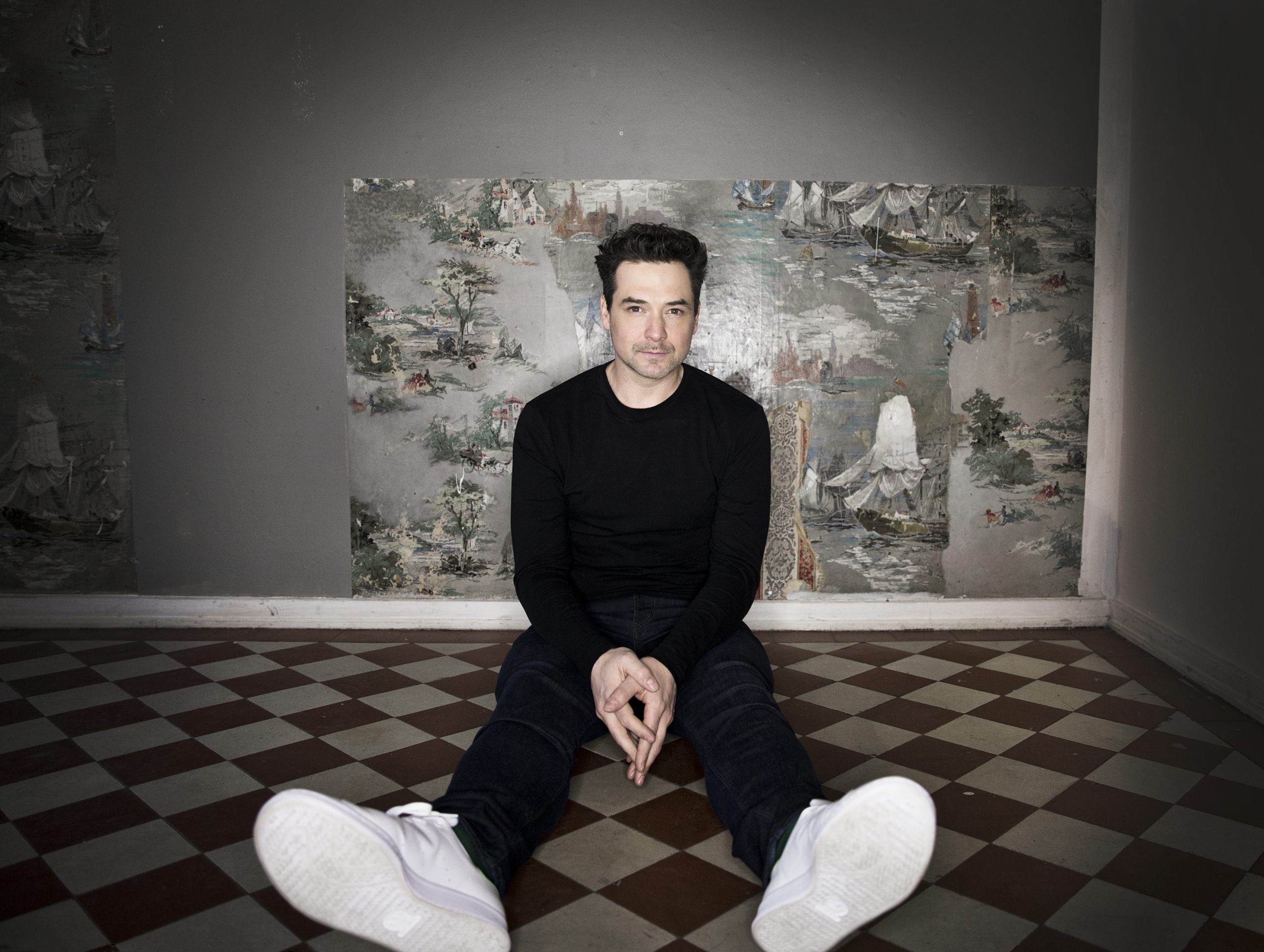 Michael Kaeshammer unveils new album, Turn It Up (Interview)