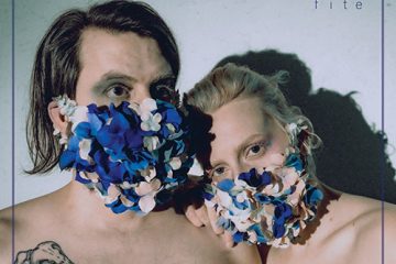 Pillow Fite releases new single “Alma” …alt-pop duo embraces the joys of cozy confinement