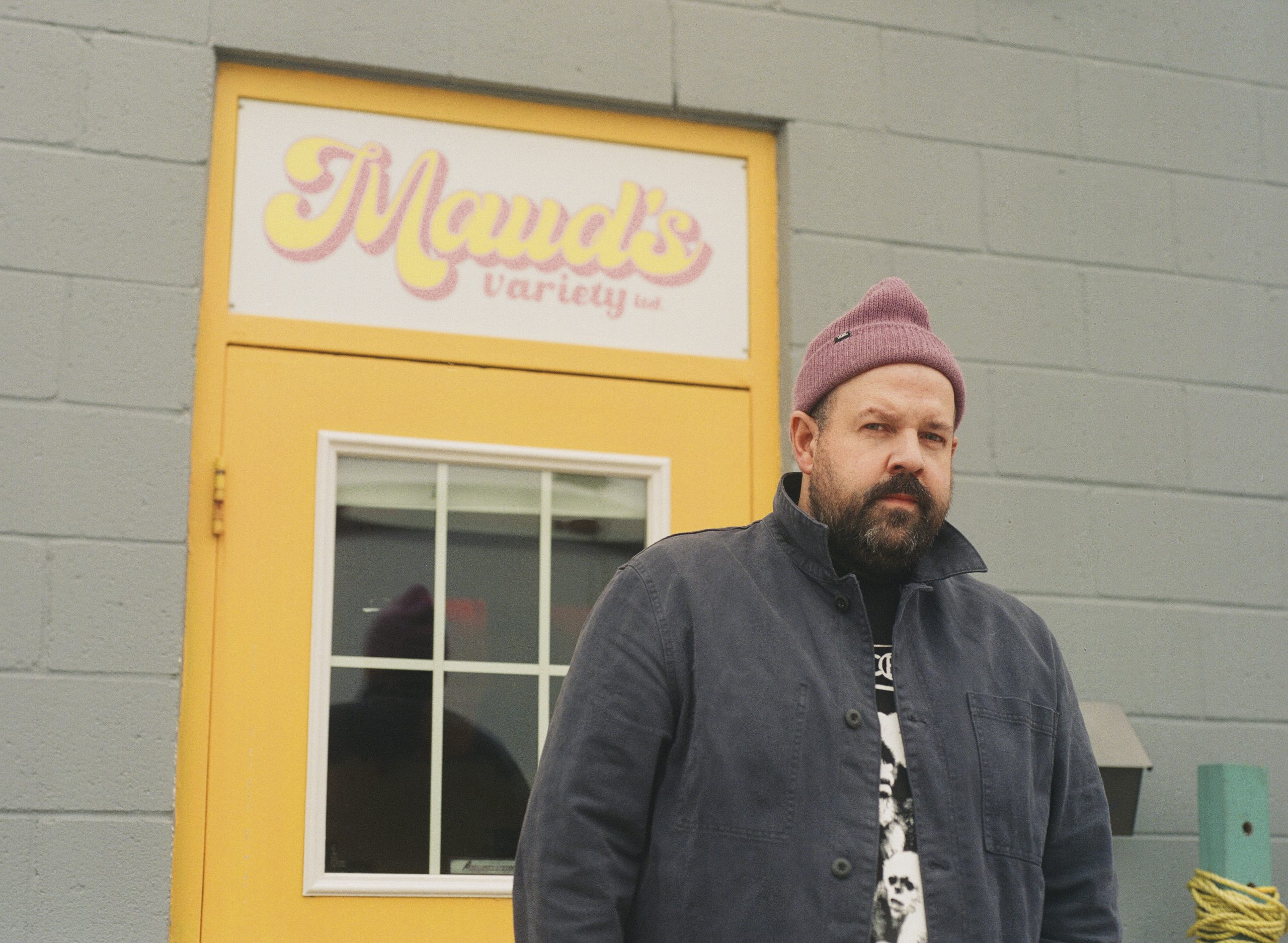 Donovan Woods shares new single, “Back For The Funeral”