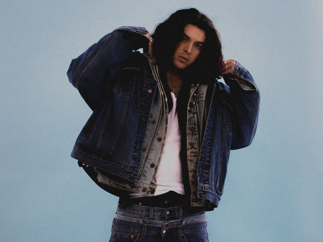 JOE ROCCA REVEALS NEW SONG, “BLUES DE JEANS”