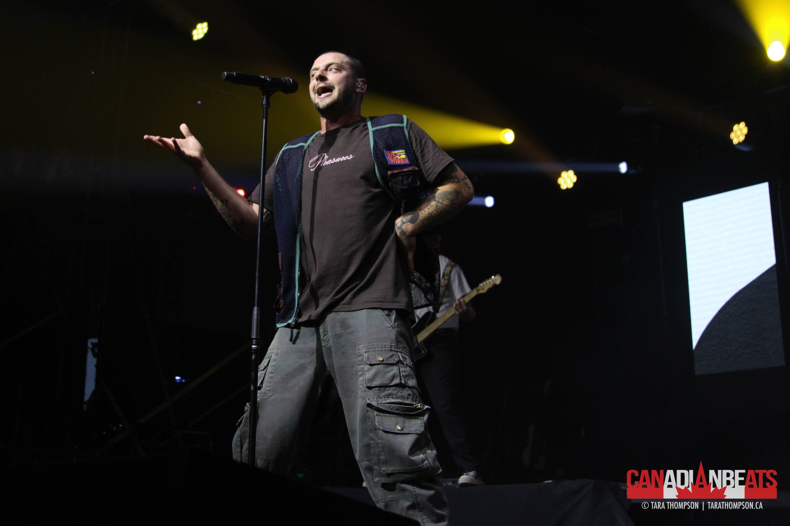 ICEBERG ALLEY PERFORMANCE TENT – NIGHT 8