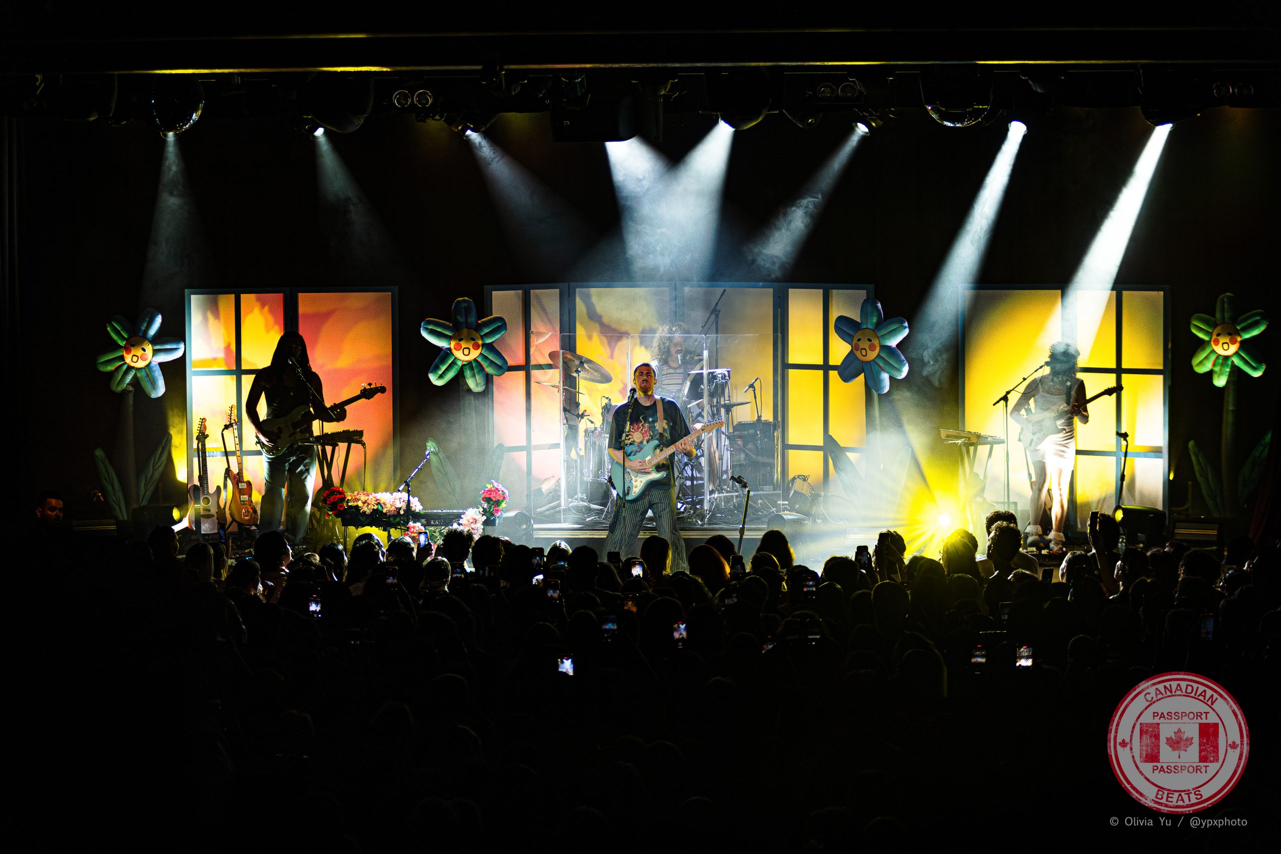 Still Woozy in Vancouver, BC – IN PHOTOS