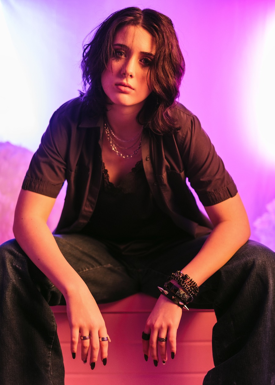 IILLAA shares new single, “Boyfriend” (Interview)