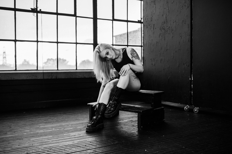 Avalon Stone shares new single, “Shaking Me Up” (Interview)