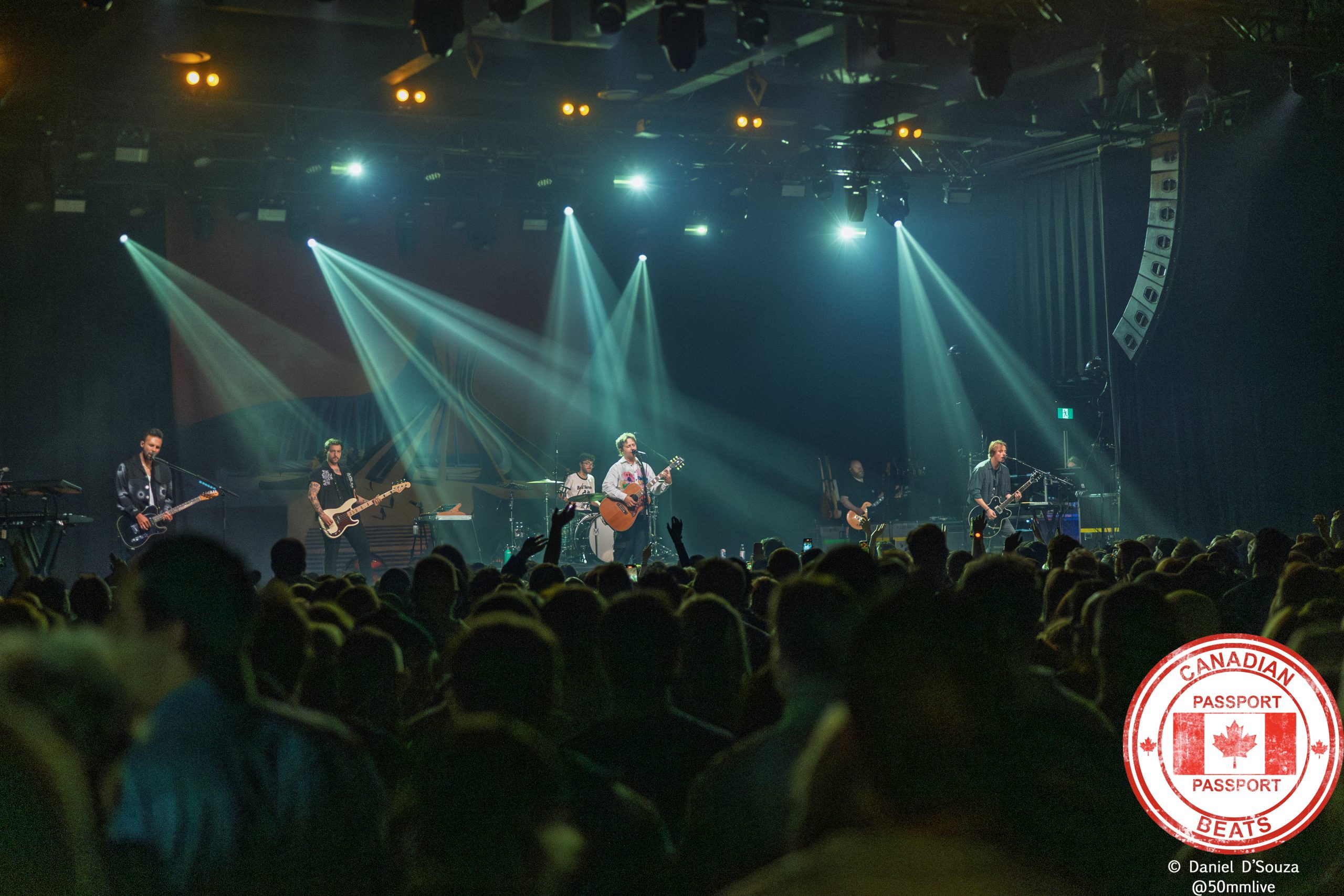 Nothing But Thieves in Toronto, ON – IN PHOTOS