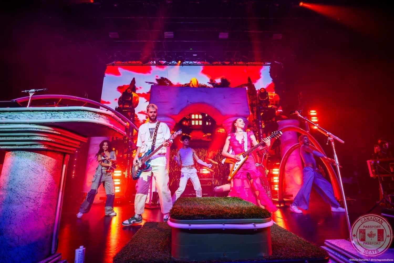 Sofi Tukker in Montreal, QC – IN PHOTOS