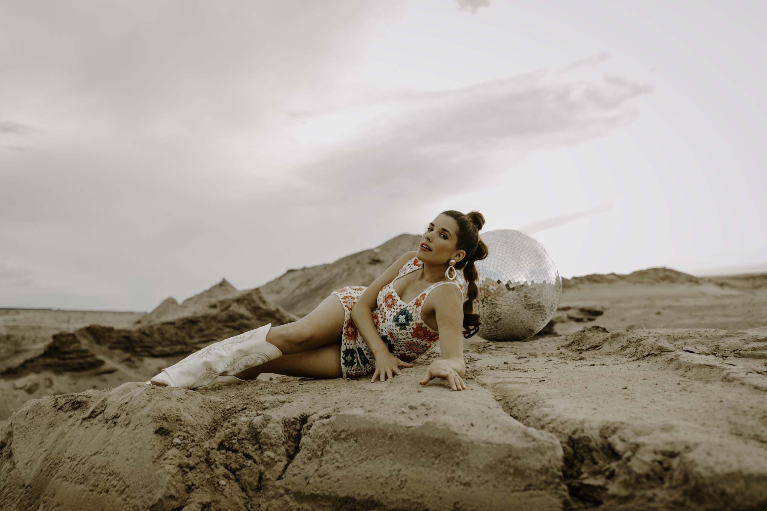 Brittany Kennell Shares Holiday Song, “Cowboy Santa” (Interview)