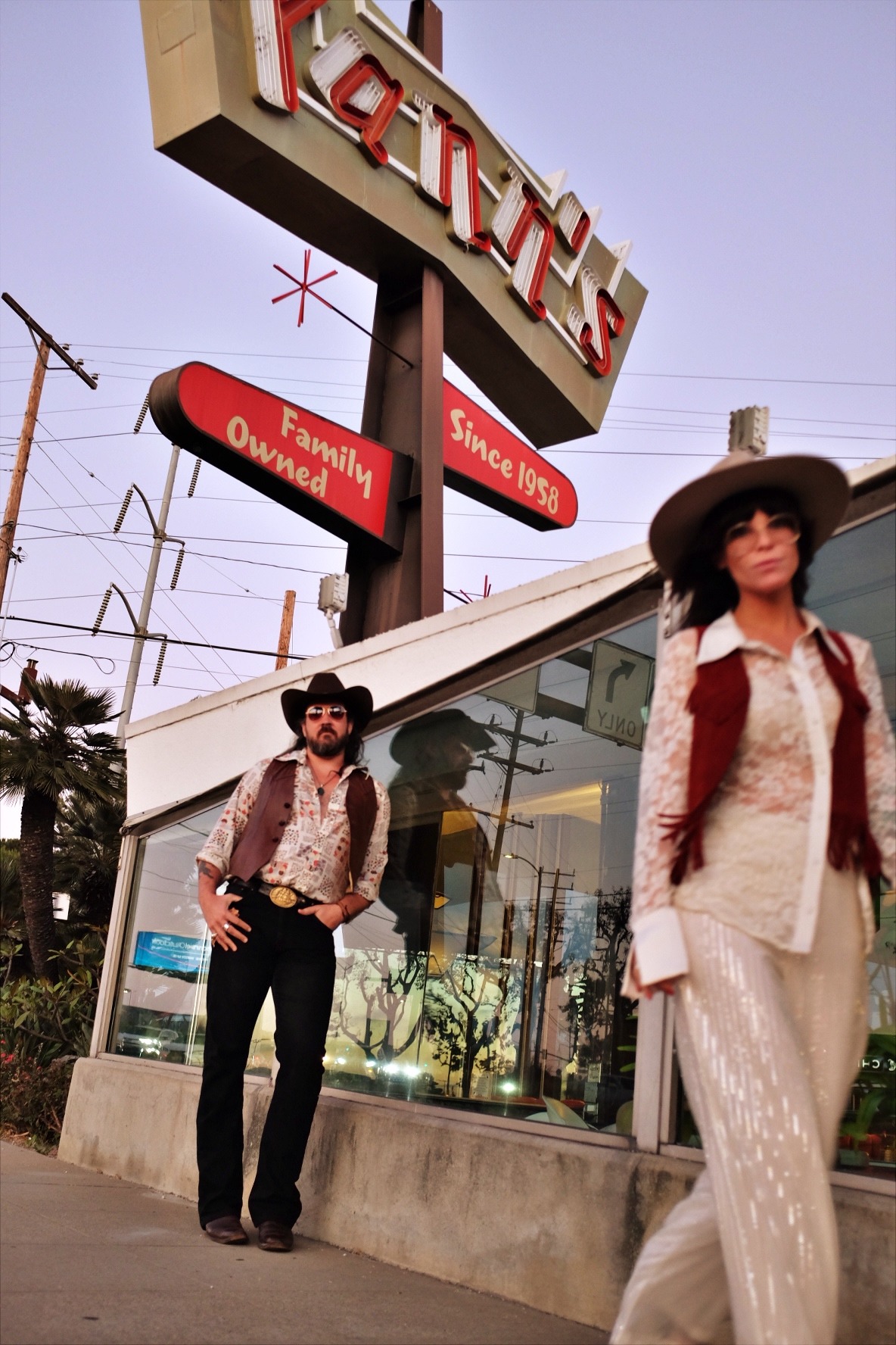 Glimmerjean & Goode share new single, “Rosavelle”