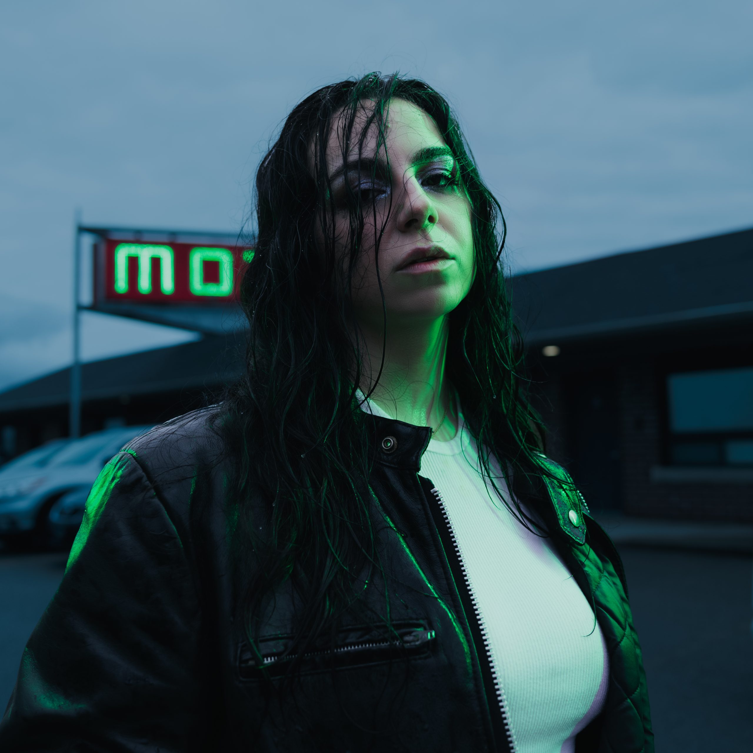 Ariana Fig shares new single, “Weather App”