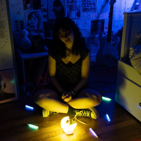 Libby Ember shares new single, “Gravity”