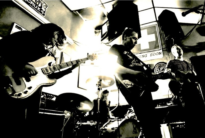 The Something Ain’t Rights share new EP, Rotten In The Brain