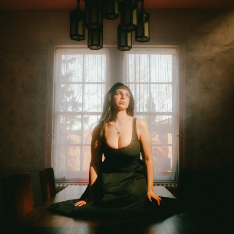 Ariana Fig shares new single, “I  Hope You Love Me” – Interview