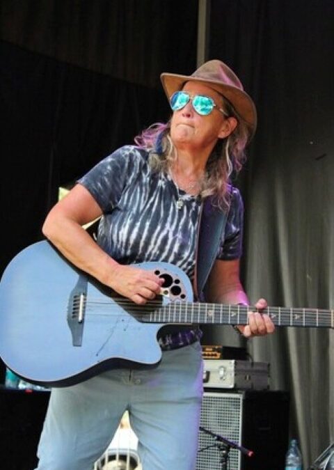 Sue Prosser shares new single, “Mistaken Identity” – Interview