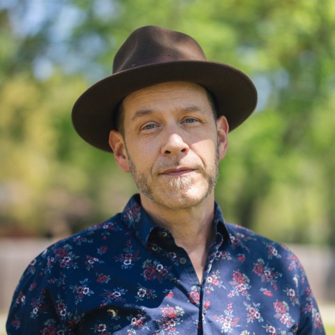 Scott Cook shares new single, “Frankie’s Braids”