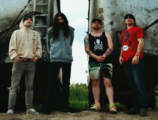 Dawn Vally shares new single, “Kneecapper” + Lyric Video – Interview