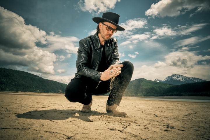 Clayton Bellamy shares new single, “I Miss Tom Petty” – Interview