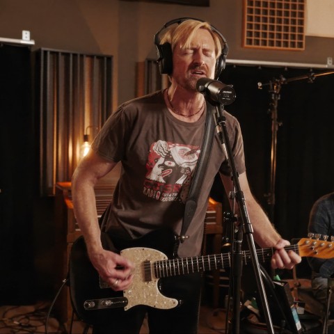 Everett Laroi shares Live-In-Studio EP, The Dept. 9 Sessions