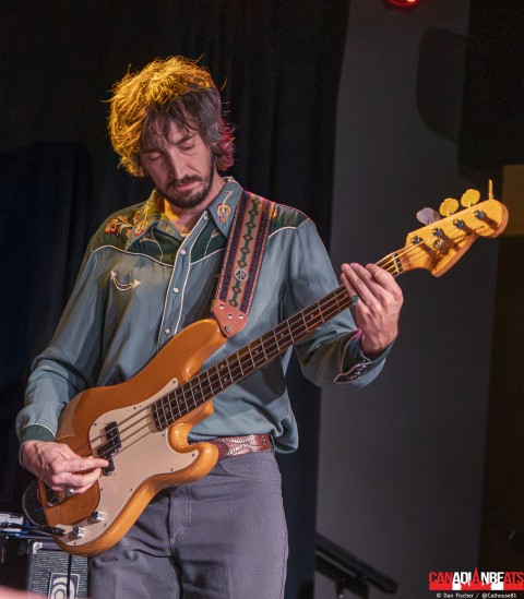 Spencer Burton and his backing band performing at Sonic Hall