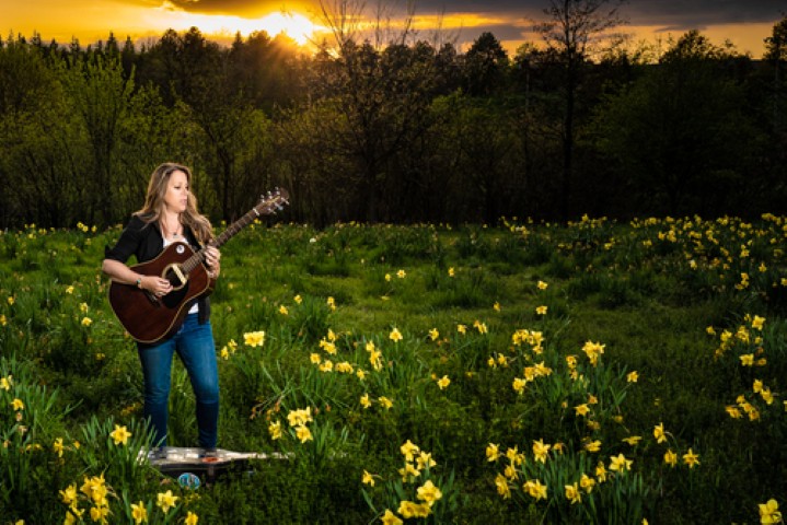 Raina Krangle Shares Her Journey Back to Music with HEADBANGERS – Interview